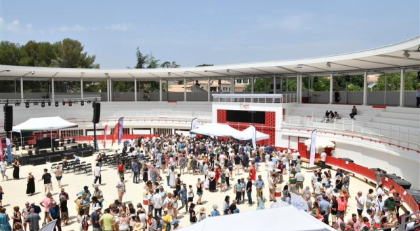 Foule lors de l'inauguration
