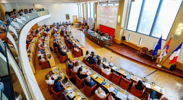 Vue du conseil de métropole du 3 juin 2025