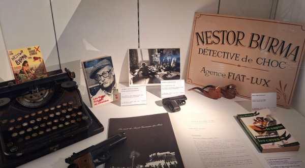 Vitrine d'exposition