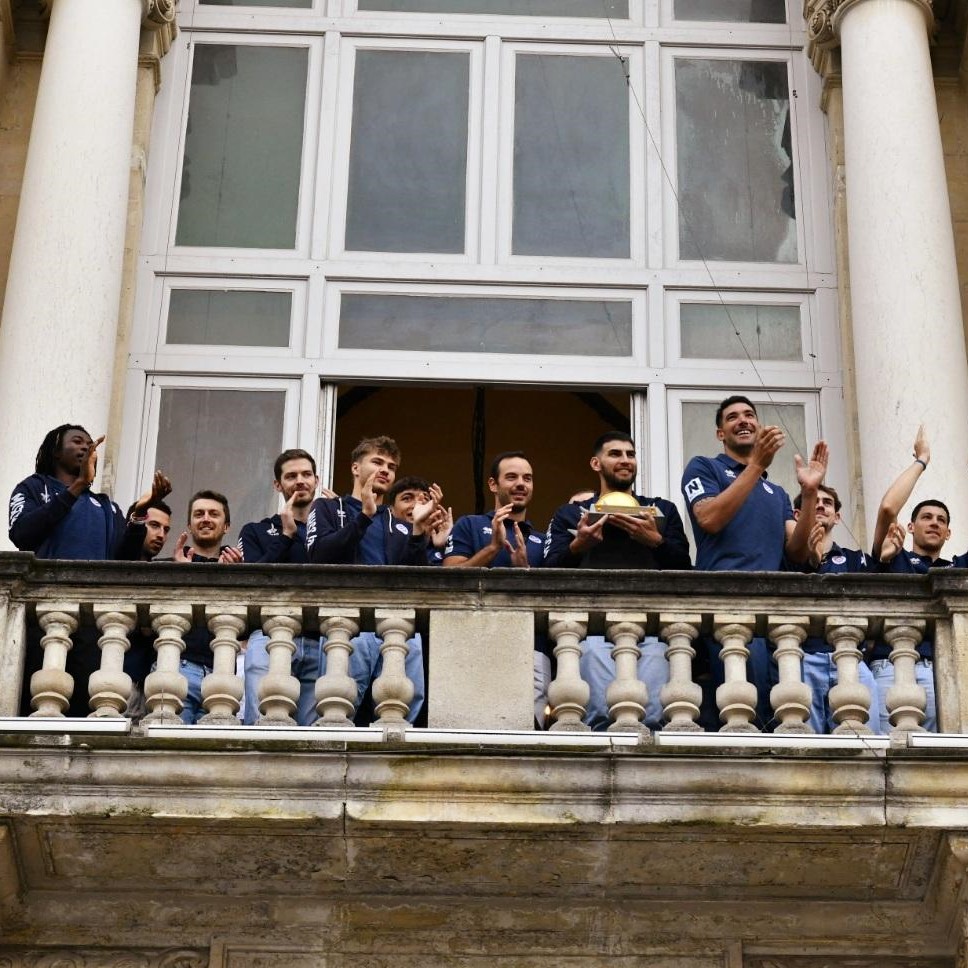 Montpellier acclame ses champions de volley à la Comédie