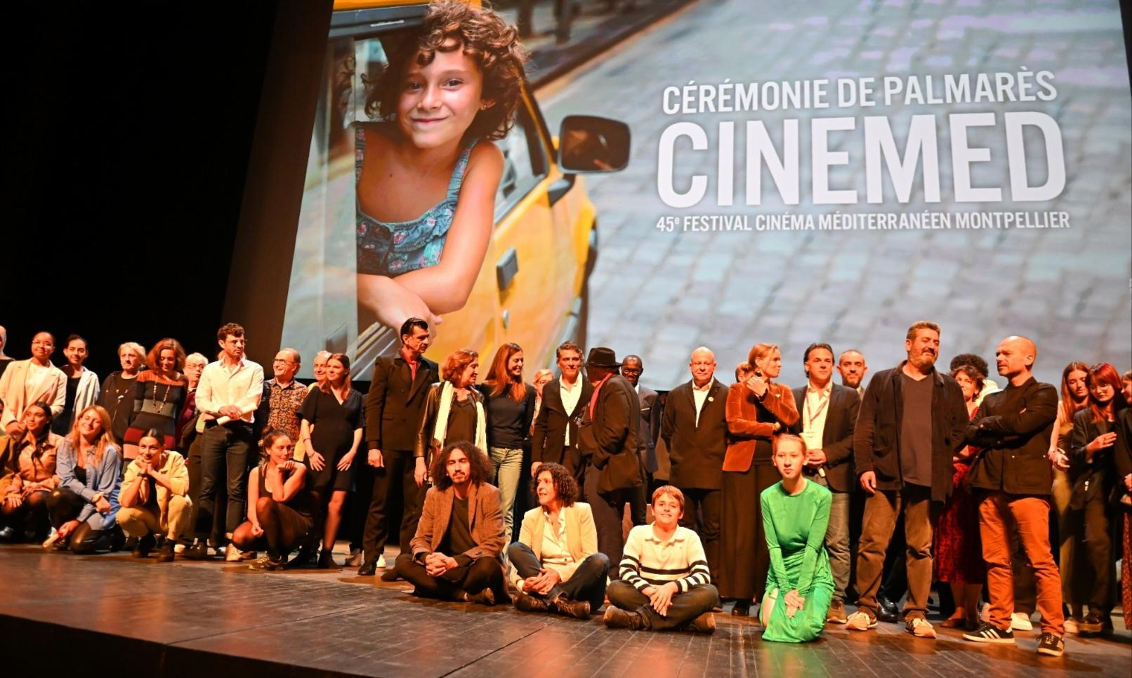 Tout le monde sur scène de Cinemed