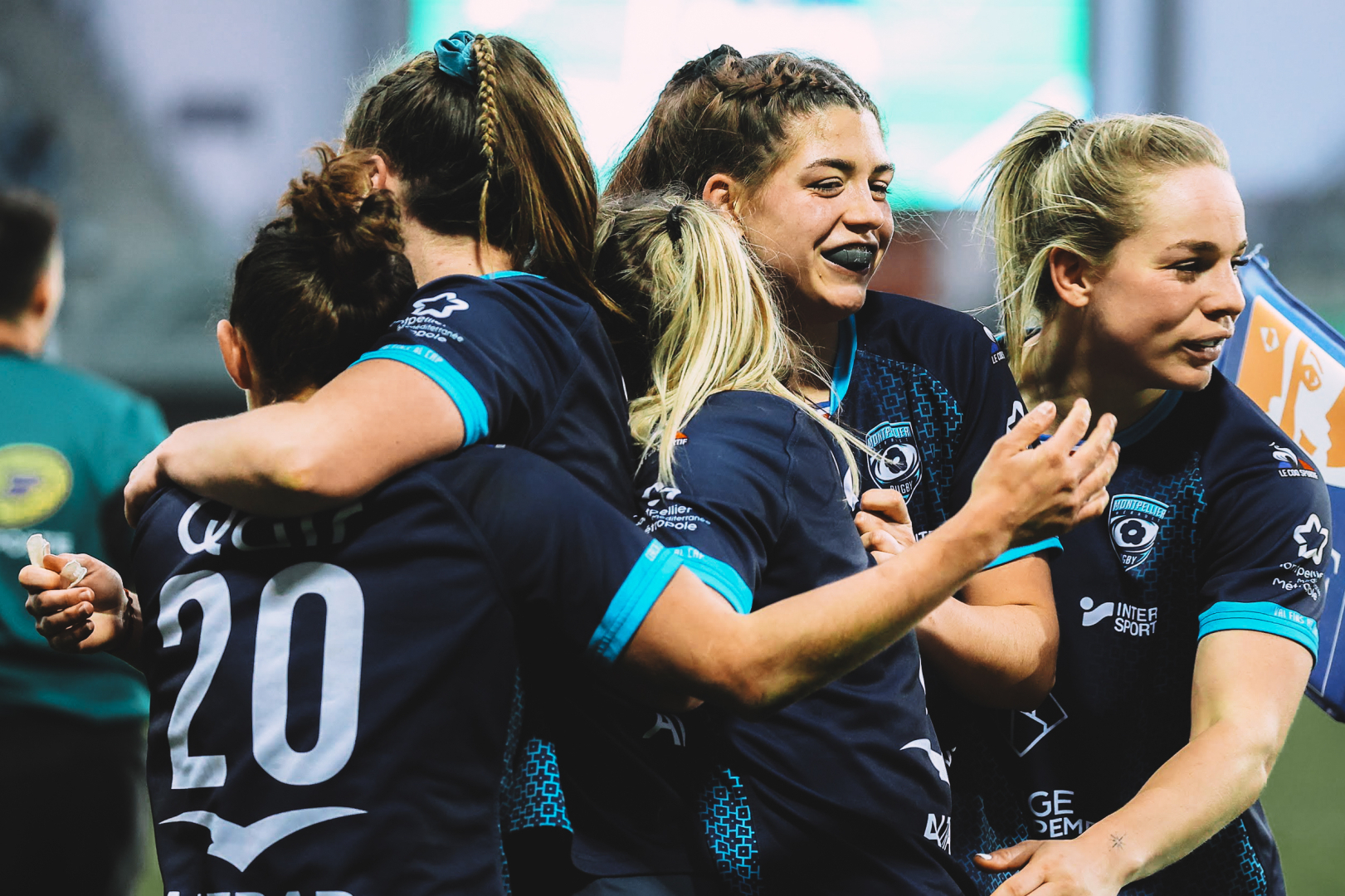 Scène de joie de l'équipe féminine du Montpellier Rugby