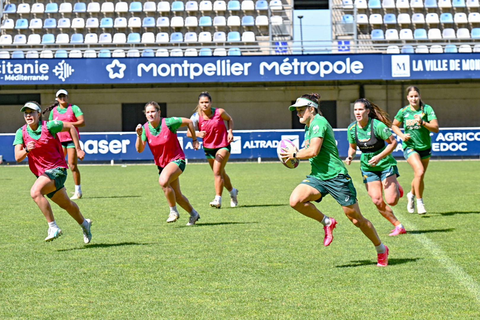 Séance d'entrainement pour l'équipe féminine d'Australie de rugby à VII au GGL stadium