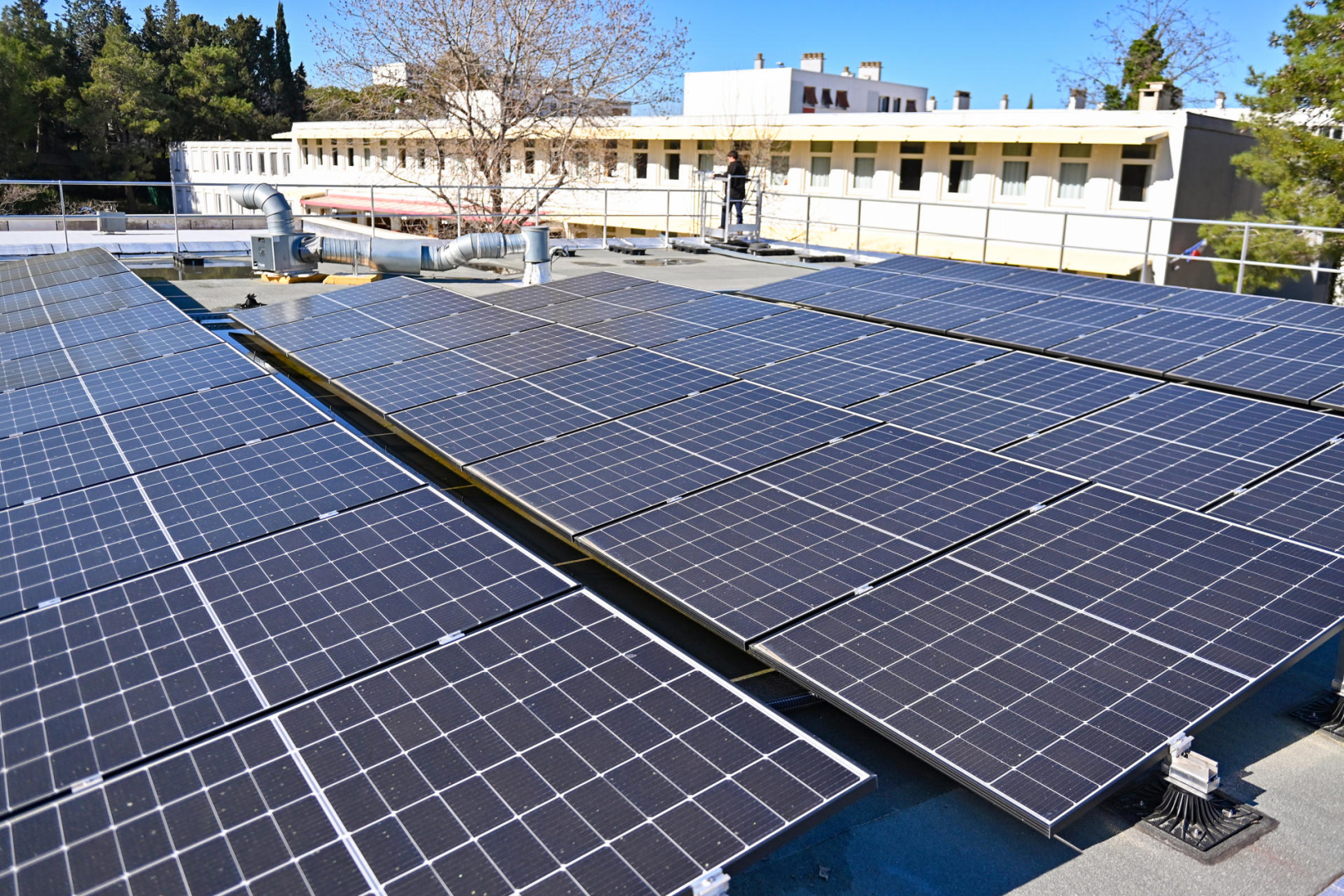 L'école Albrecht à Montpellier récemment équipée de panneaux solaires