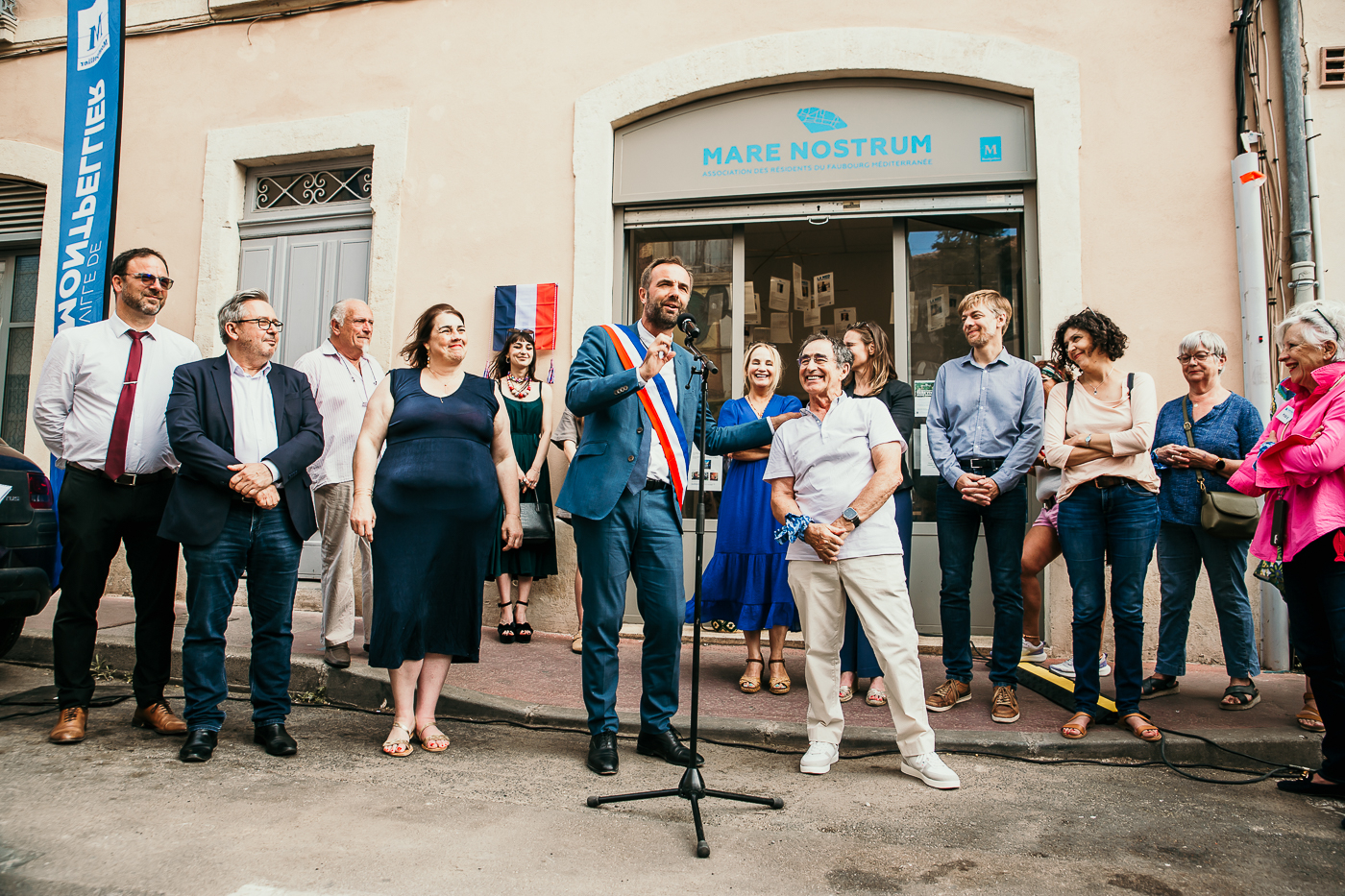 L’événement a rassemblé de nombreuses personnalités, ainsi que les habitants et commerçants du quartier