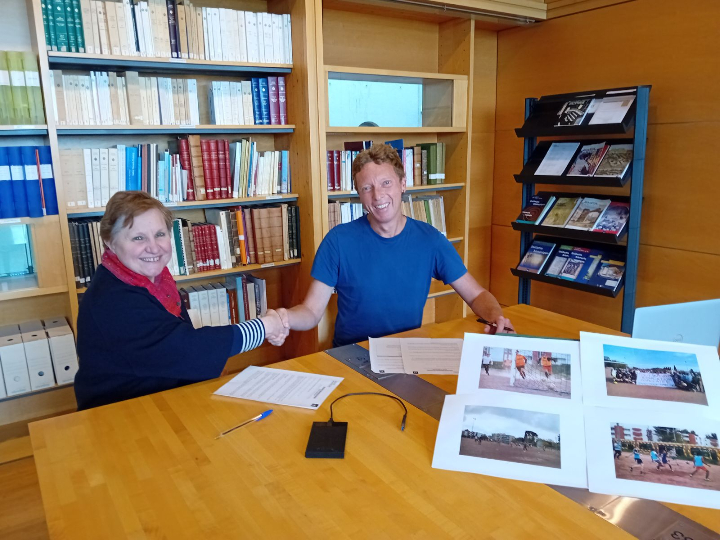 Fabrice Descamps, secrétaire de l'Association Football du Peuple et Christine Feuillas, directrice des Archives de Montpellier