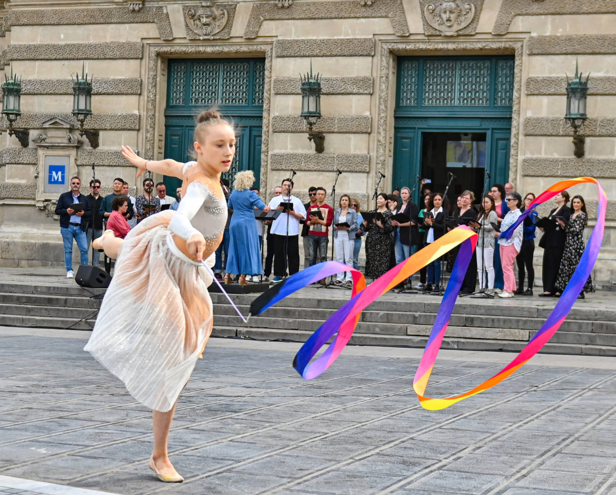 Lily Ramonatxo, championne de gymnastique rythmique