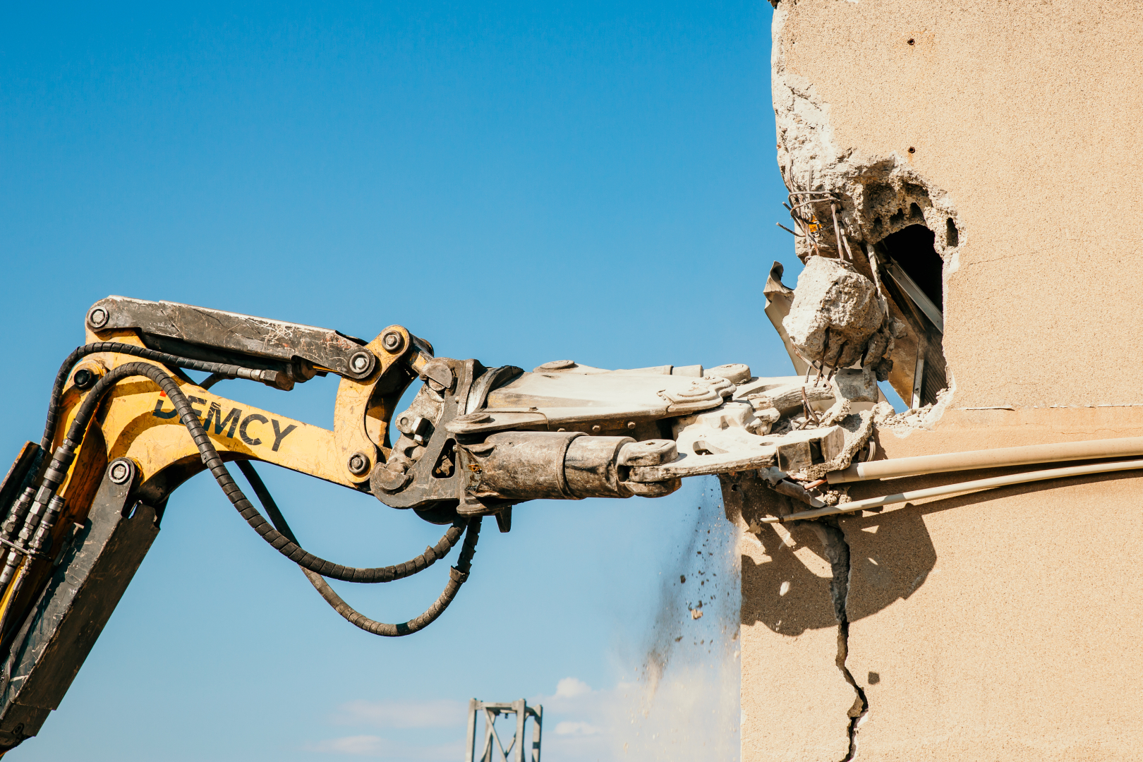 Robot d'écrêtage en action 
