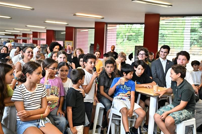 Eleves et parents ont assisté au lancement de l'Etablissement d'enseignement international (EPLEI) au lycée Jules Guesde