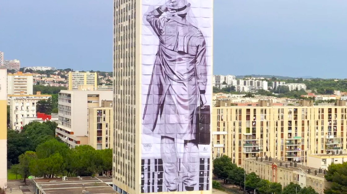 Image du film de Laure Pradal représentant la Tour d'Assas