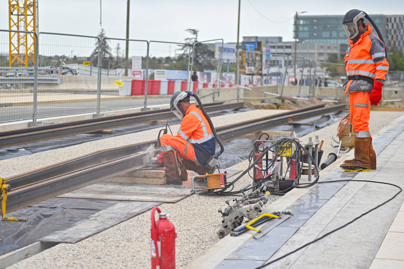 Pré-chauffage à 200°C pendant 12 minutes avant la réalisation de la première soudure du rail