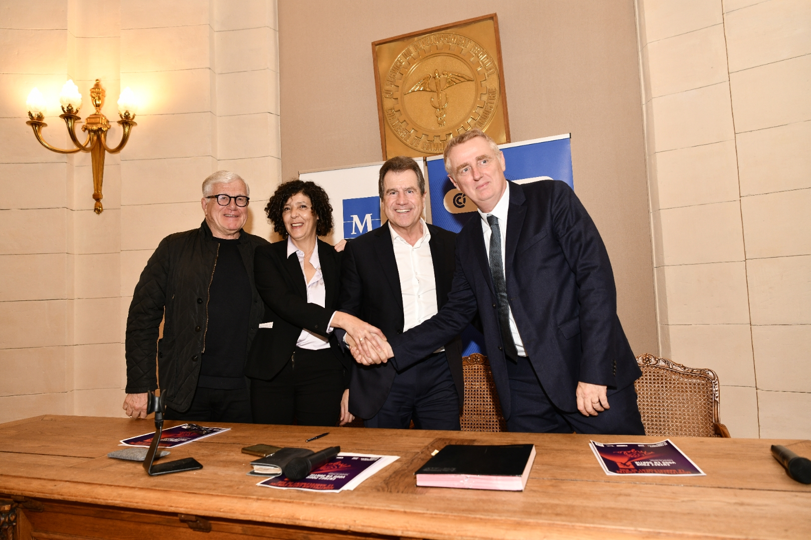 Poignée de main