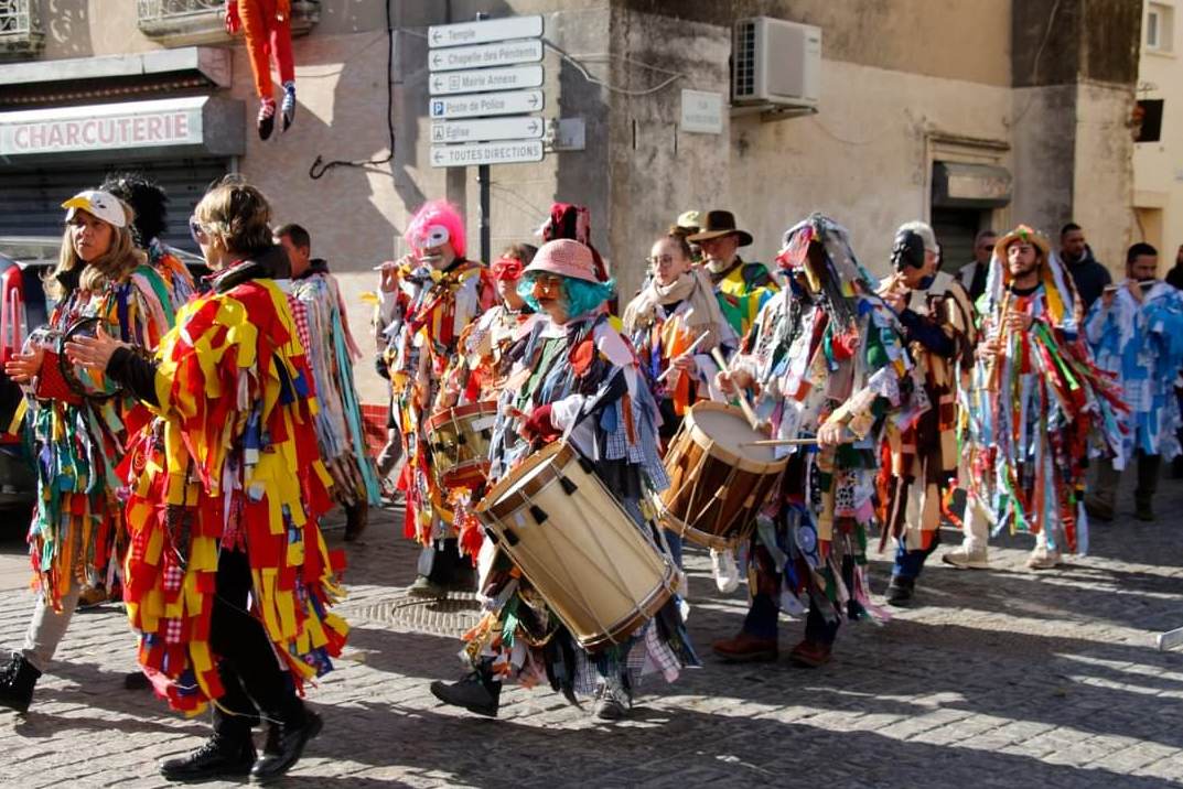 Le corso dans les rues