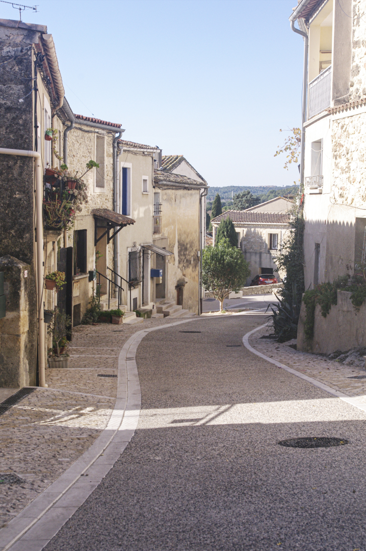 rue rénovée du centre ancien 