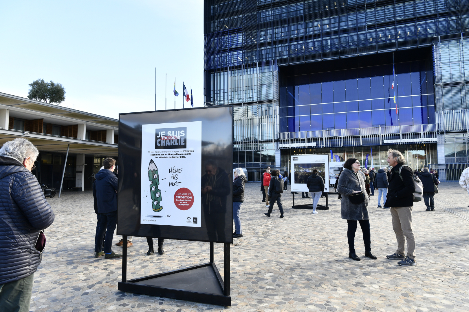 exposition parvis de l'hôtel de Ville de Montpellier 