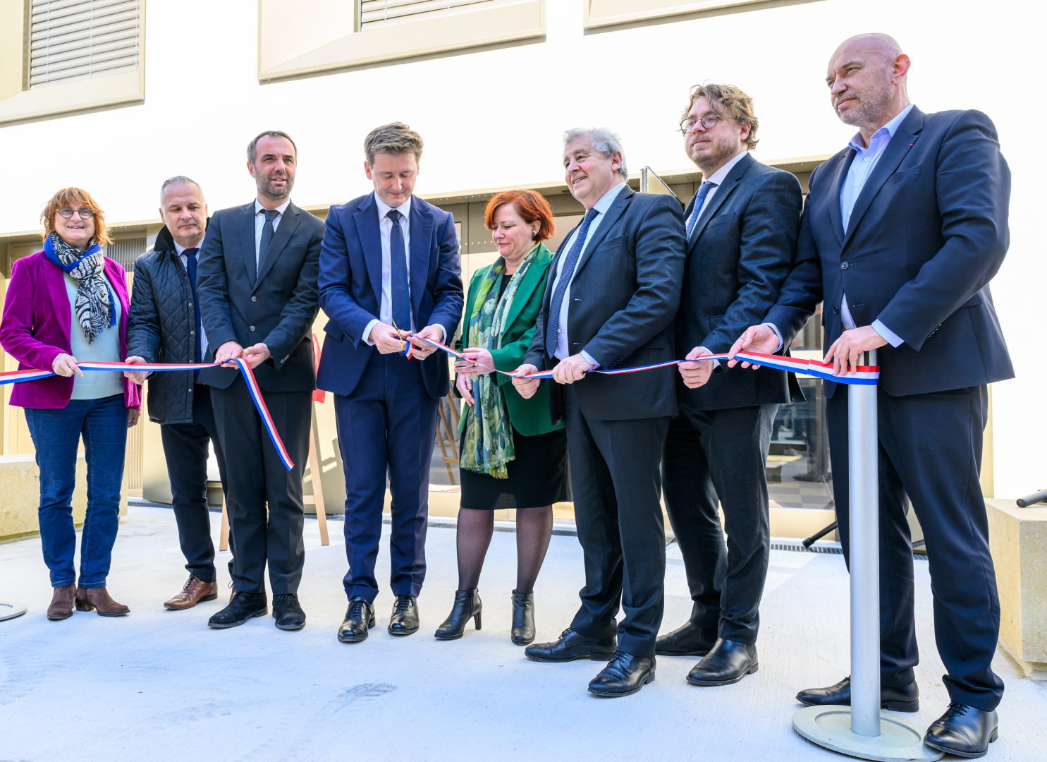 Coupure de ruban inaugurale