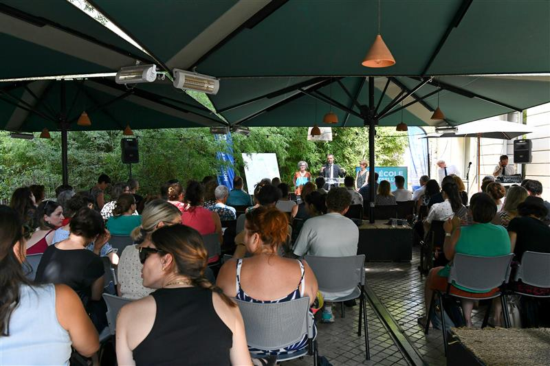 Les débats au MoCo