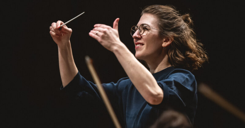 Photo de la cheffe d'orchestre Katharina Morin