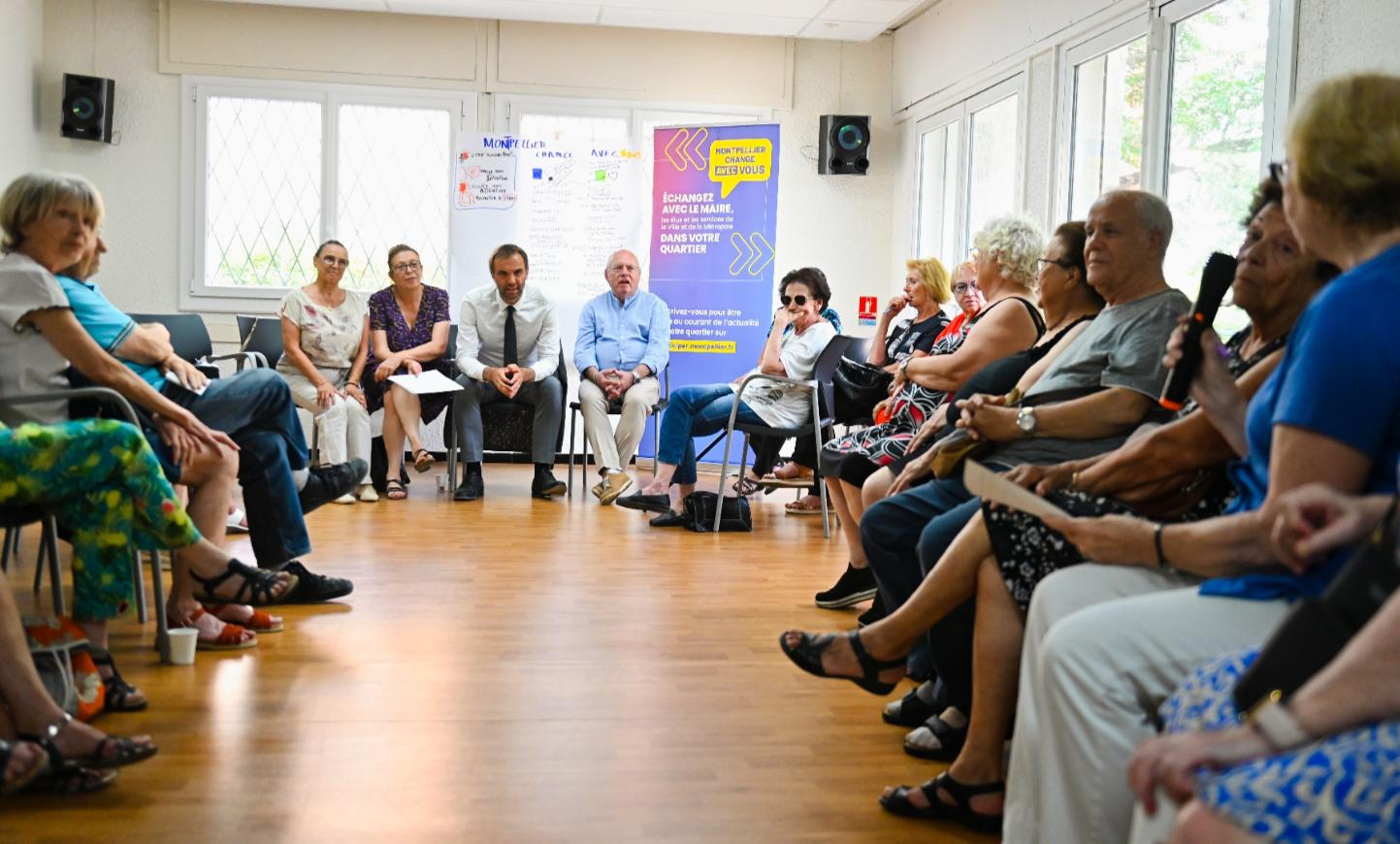 les seniors et le maire
