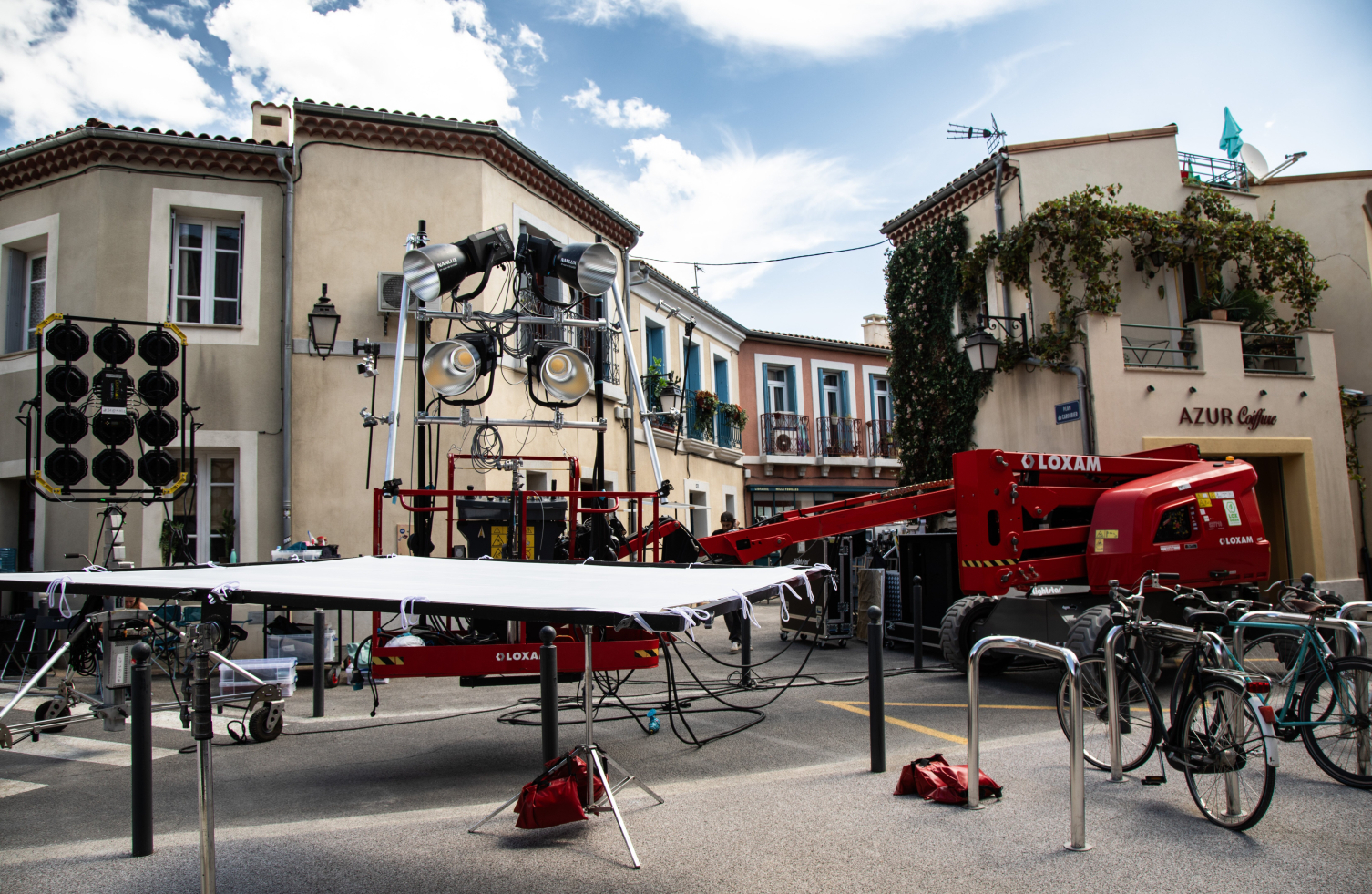 décors matériel de tournage nacelle vélos 