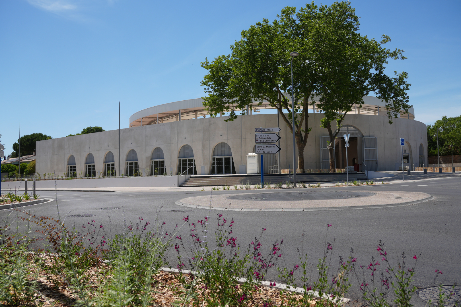 Les arènes