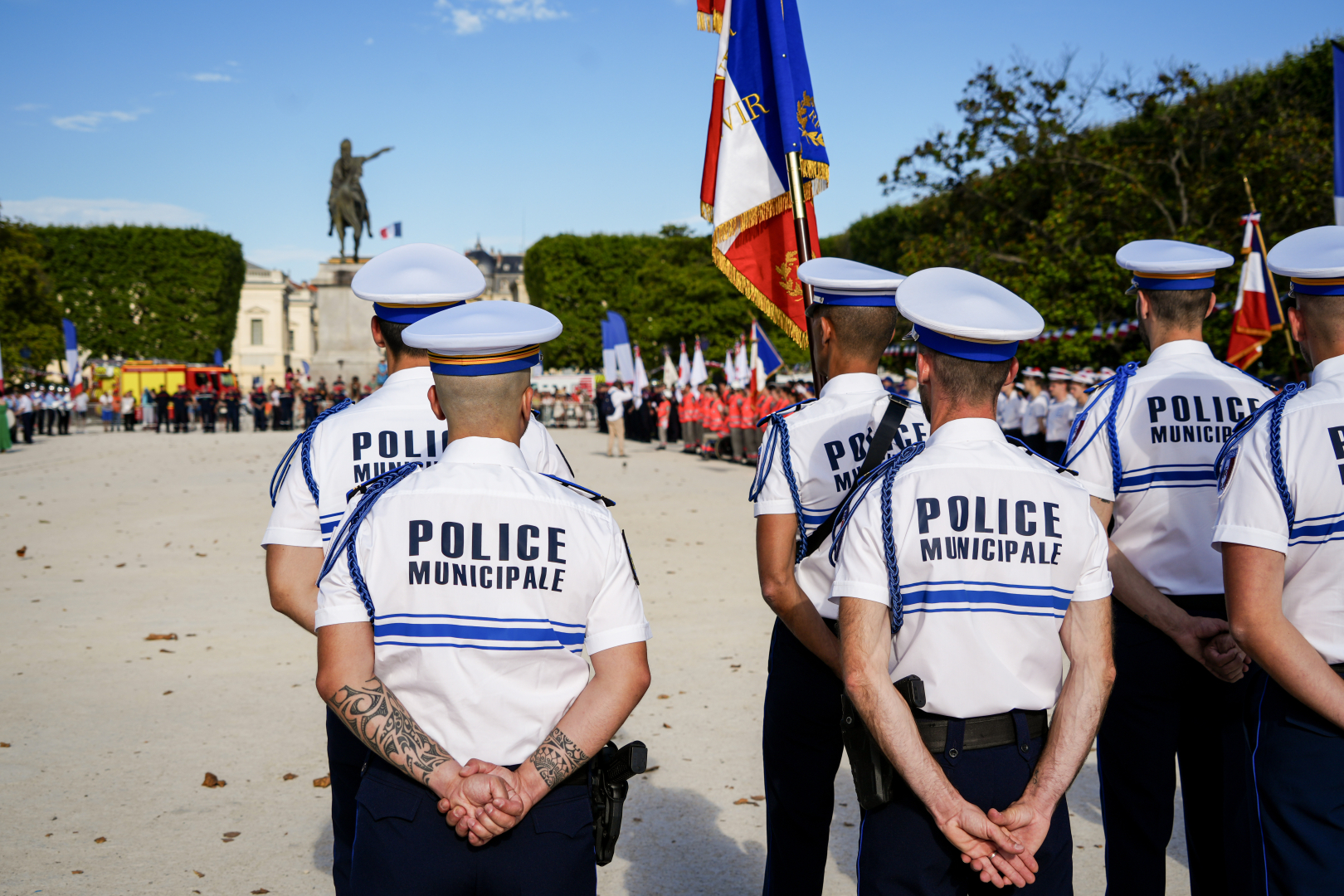Moment solennel, place royale du Peyrou