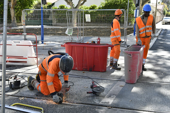 soudeurs outils rails barrières de sécurité