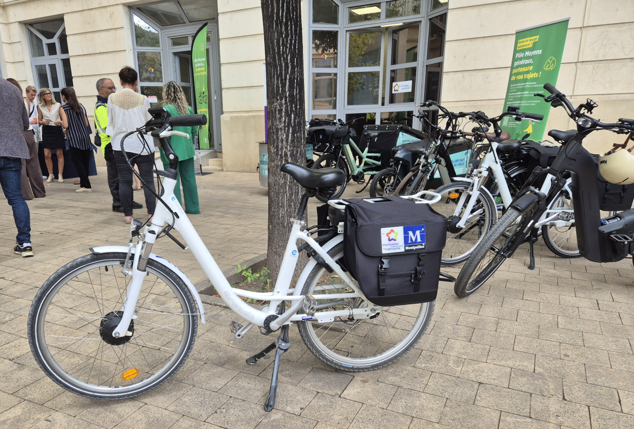 un vélo