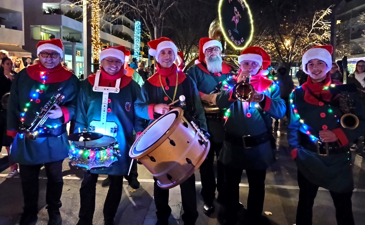 La Fanfare Mistral fête Noël à Castelnau-le-Lez