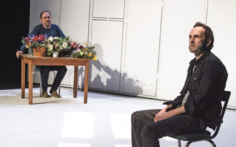 les acteurs sur scène 