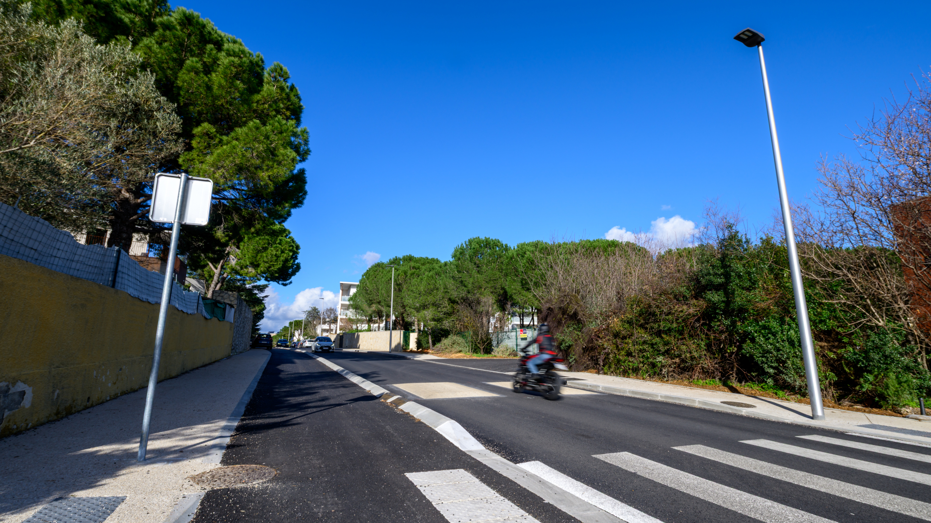 Vue de la rue en partie sud