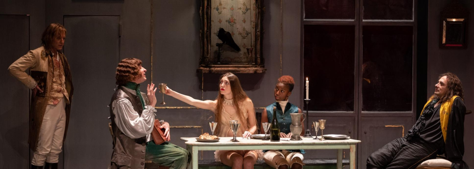 les acteurs sur scène 