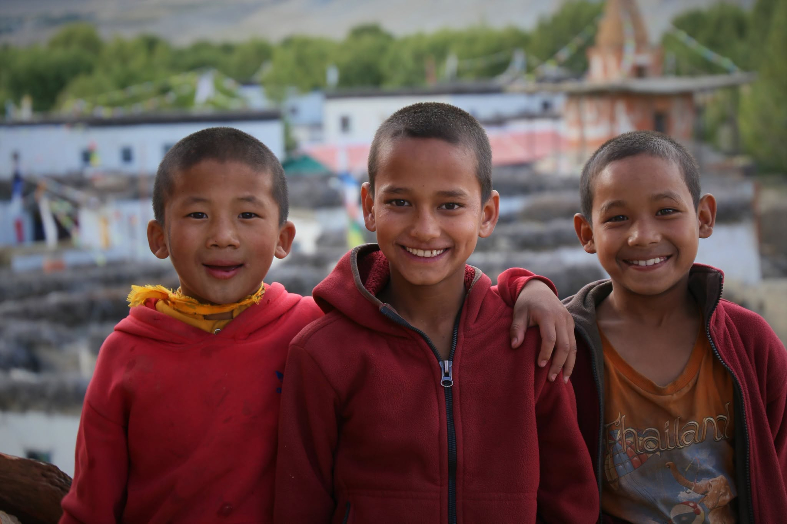 Image d'enfants au Népal pour le festival What a Trip