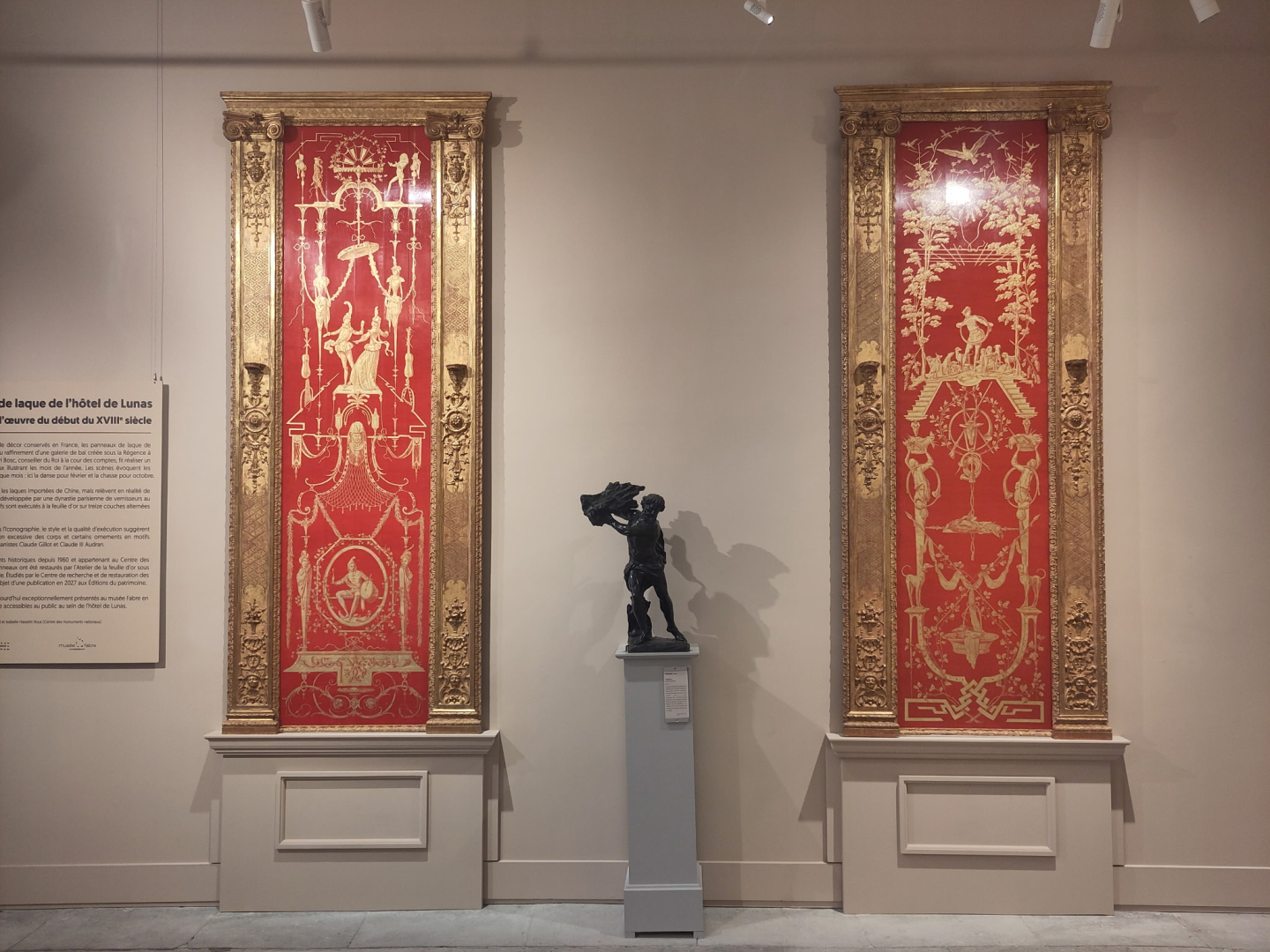 Panneaux décoratifs du 18e exposés au musée Fabre