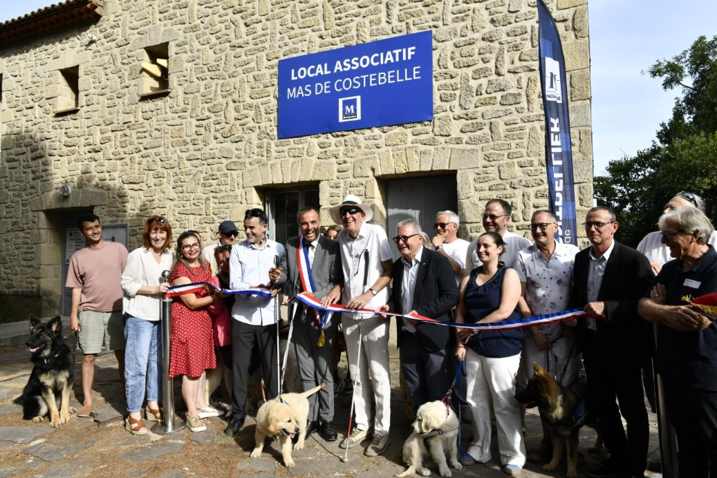 Inuaguration de l'école guide de chiens