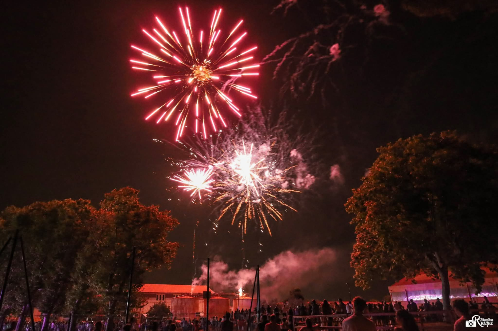 Feu d'artifice à Pignan