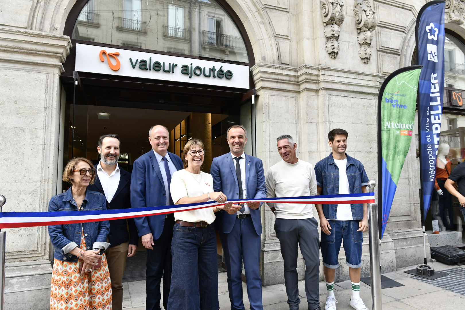 inauguration de la boutique 