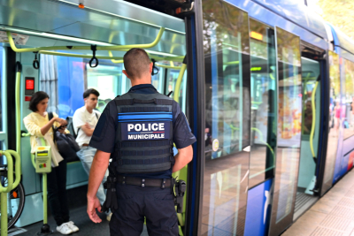 policier métropolitain des transports