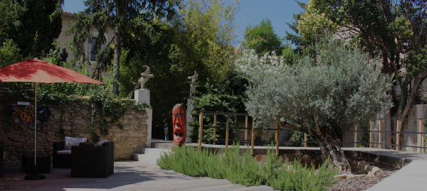 Le jardin intérieur du musée de l'art brut