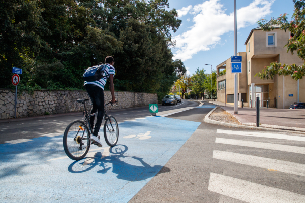 Nouvel aménagement cyclable sécurisé du boulevard Benjamin Milhaud