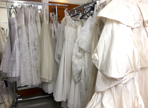 Le salon de mariage, une collection de robes de mariée, pour la production de Svabda" en 2017