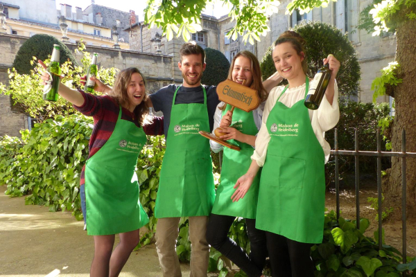 Jeunes animateurs des soirées Stammtisch à la Maison de Heidelberg