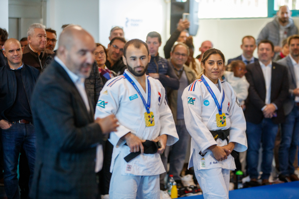 Luka Mkheidze et Shirine Boukli lors de l'inauguration du dojo des Garrigues