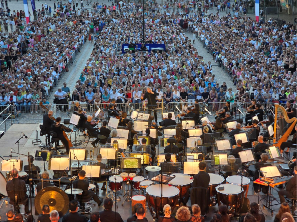 Les artistes du Chœur et de l'Orchestre  ont œuvré avec passion, sous la direction de Didier Benetti