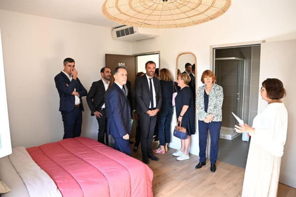 Des chambres fonctionnelles et accueillantes