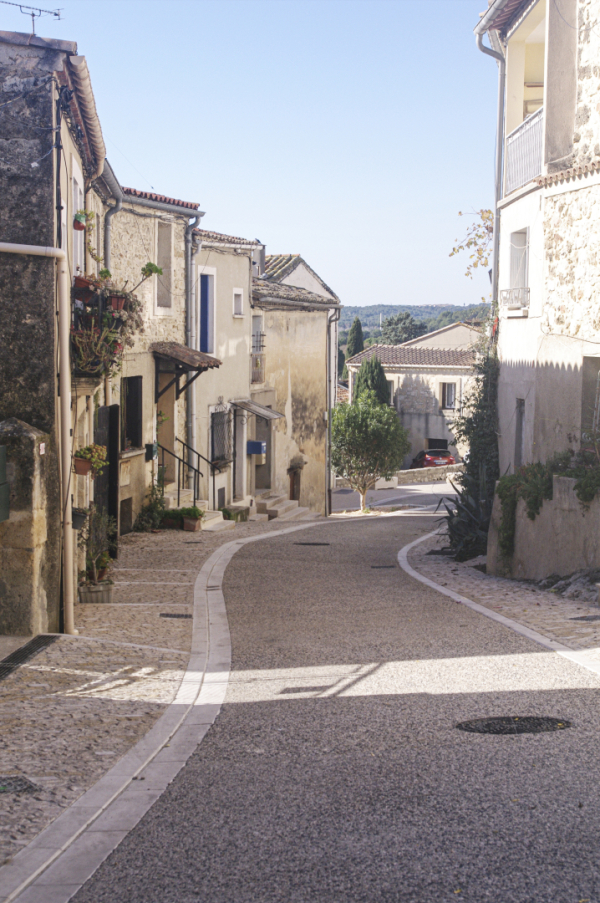 rue rénovée du centre ancien 