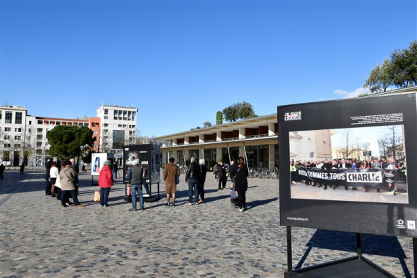 exposition parvis hotel de ville 