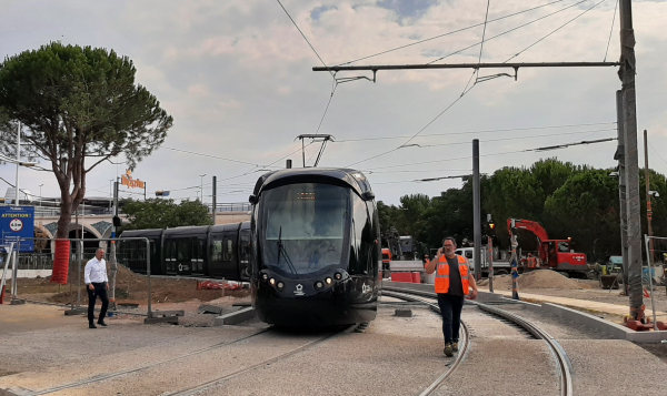 Une deuxième ramesparticipait aux essais