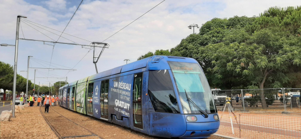 C'est parti pour la première rame et les essais dynamiques sur les rails