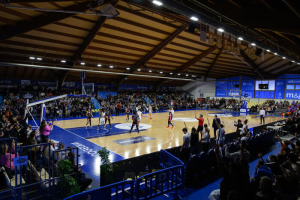 Palais des Rencontres de Lattes pendant un match de championnat 